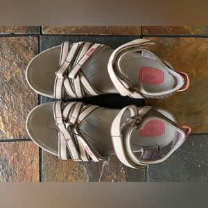 Teva- like new condition